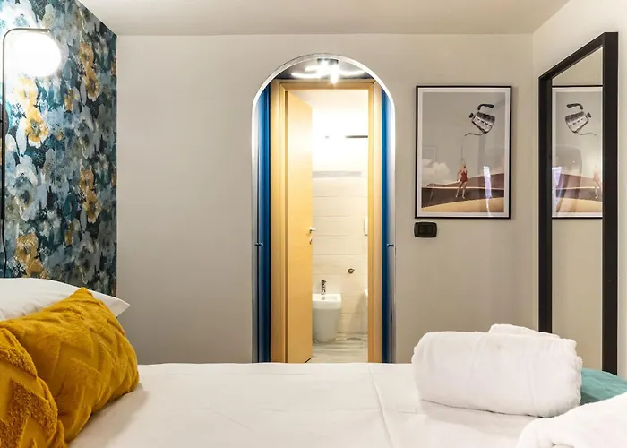 The Hive - In Trastevere * Rome